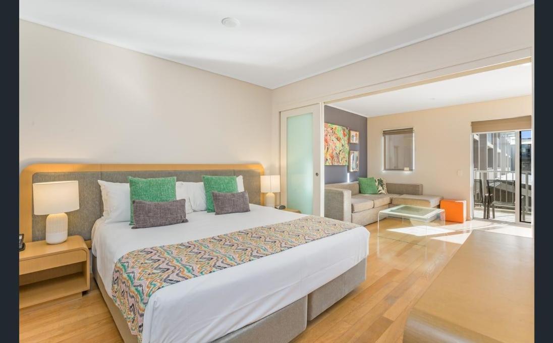 Resort Rooms At Bells Boulevard Kingscliff Bagian luar foto